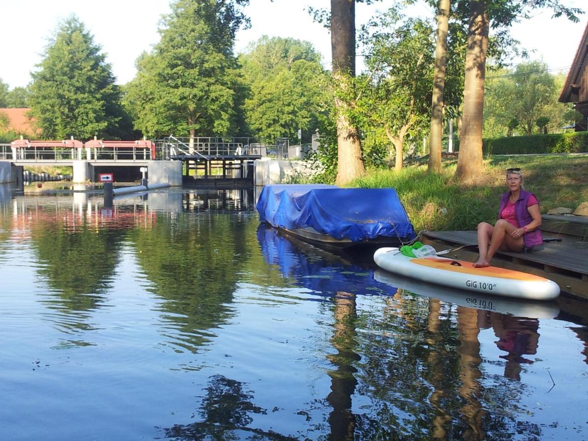 Doppelzimmer Im Spreewald ブルク エクステリア 写真